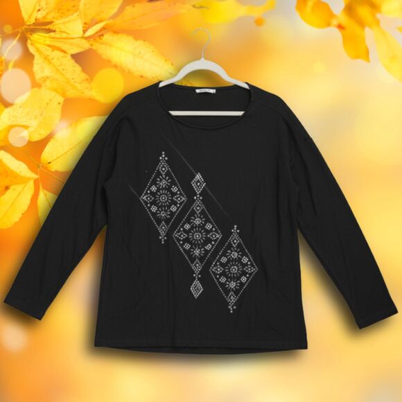 Unbranded Tops - Size Large (?) Jeweled Stretchy Black Shirt